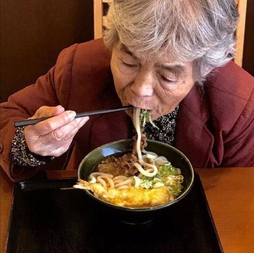 娱乐吃瓜酱老人头像是谁