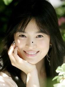 娱乐吃瓜宋慧乔,娱乐圈的瓜田，她如何成为焦点？